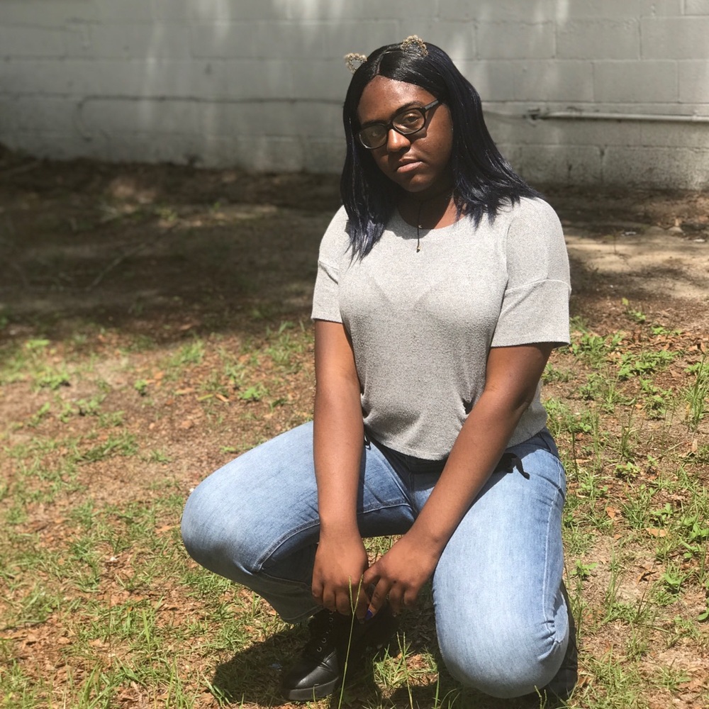 Meet your Posher, Ineicia